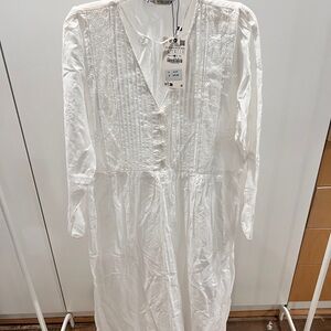 Zara Classic White Long Sleeve Dress